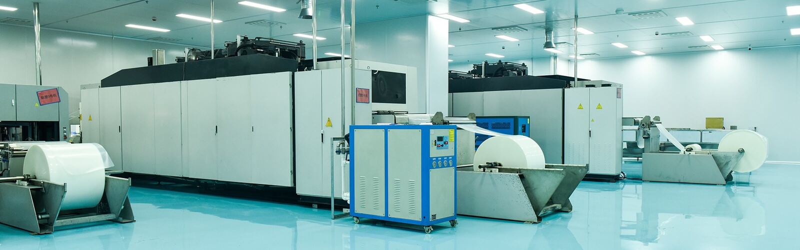 High speed plastic thermoforming production line